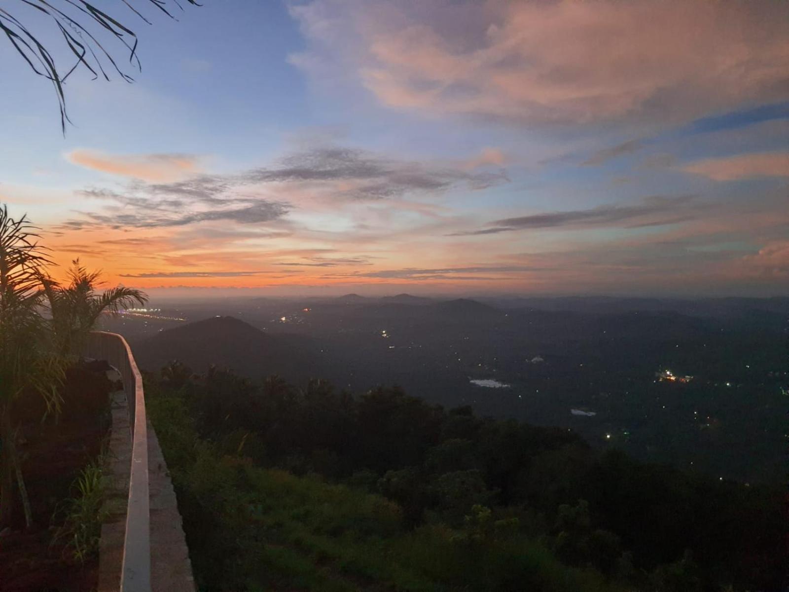 Misty Green Hills Parks & Resorts Kondotty Ngoại thất bức ảnh